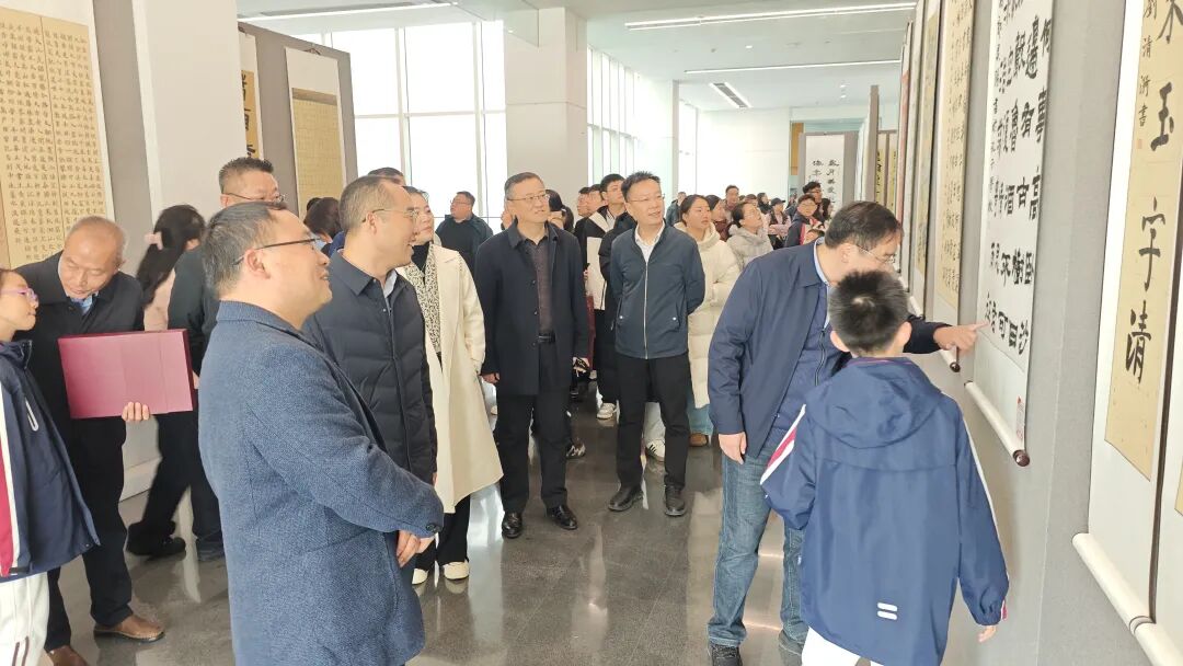 1764040323645916.jpg 3.jpg