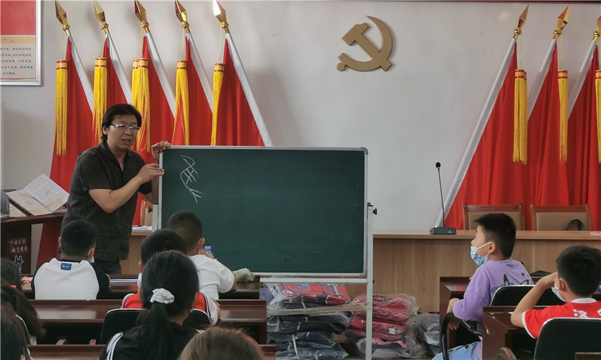 微信图片_20220606094907_副本.jpg