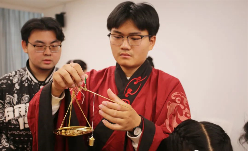 传承香包7_副本.jpg